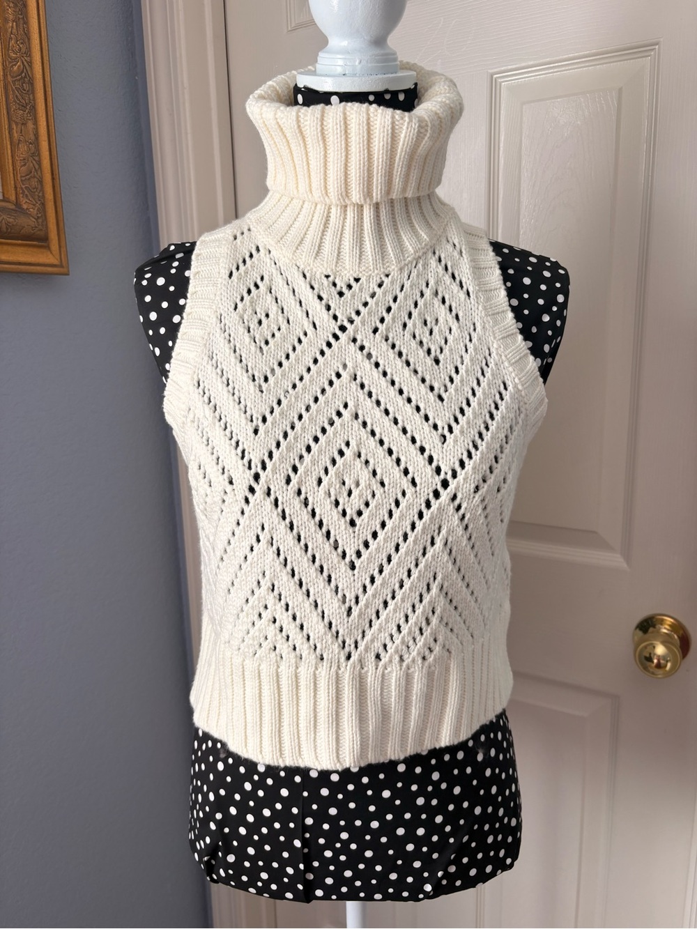 Elliatt Cream Diamond Eyelet Knit Turtleneck Tank